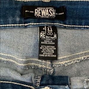 Rewash Jeans - Pantalon moderno en buenas condiciones Rewash Jeans - Pantalon moderno en buenas condiciones